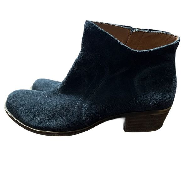 Lucky Brand Navy Blue Suede Brolley Booties Sz 8 - Picture 4 of 10